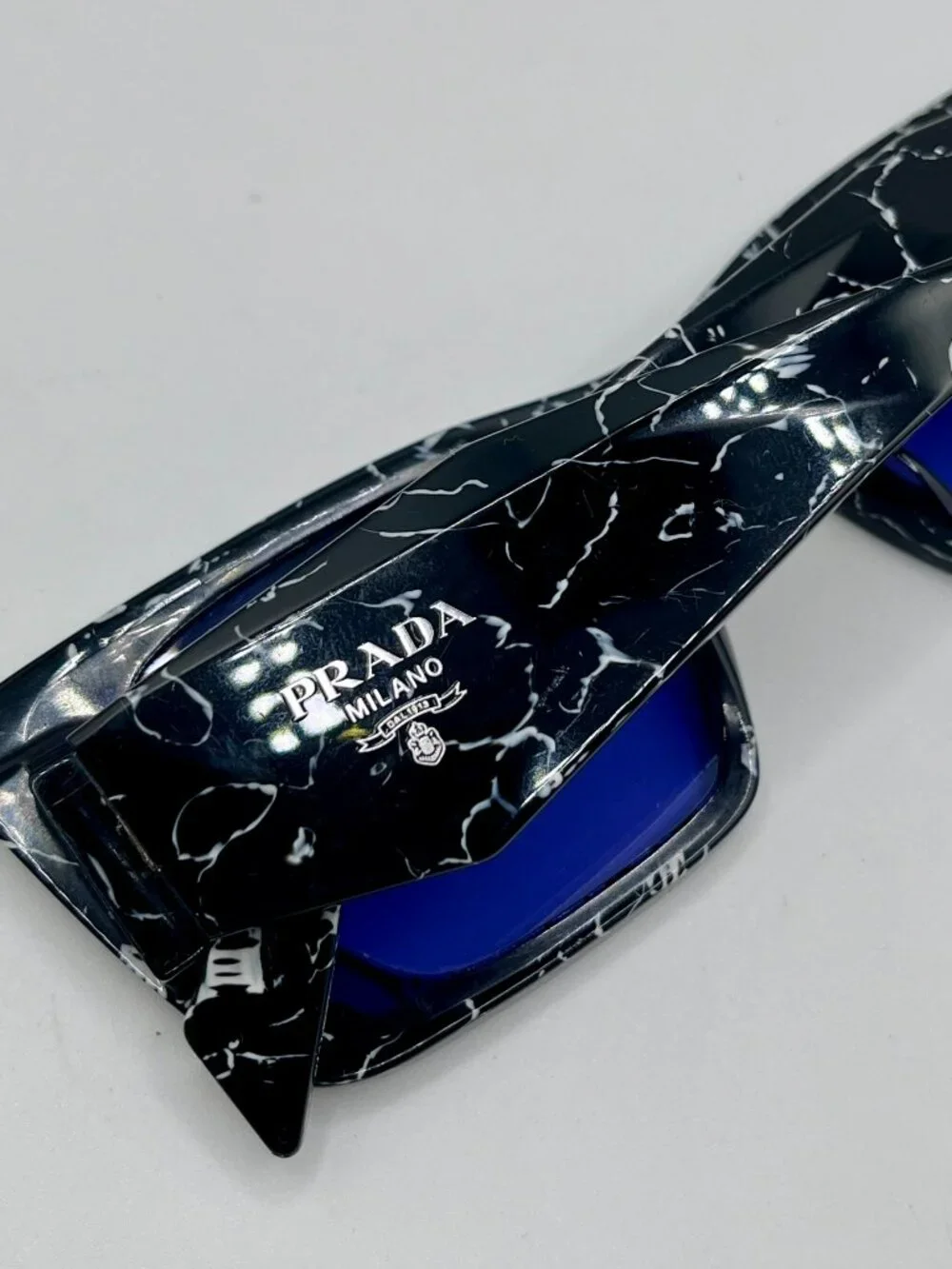 PRADA SPR 08Y Sunglasses Black Marble Violet Lens PR08YS 51-18 145 Authentic
